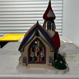 Department 56 Christmas Wedding Bells Chapel